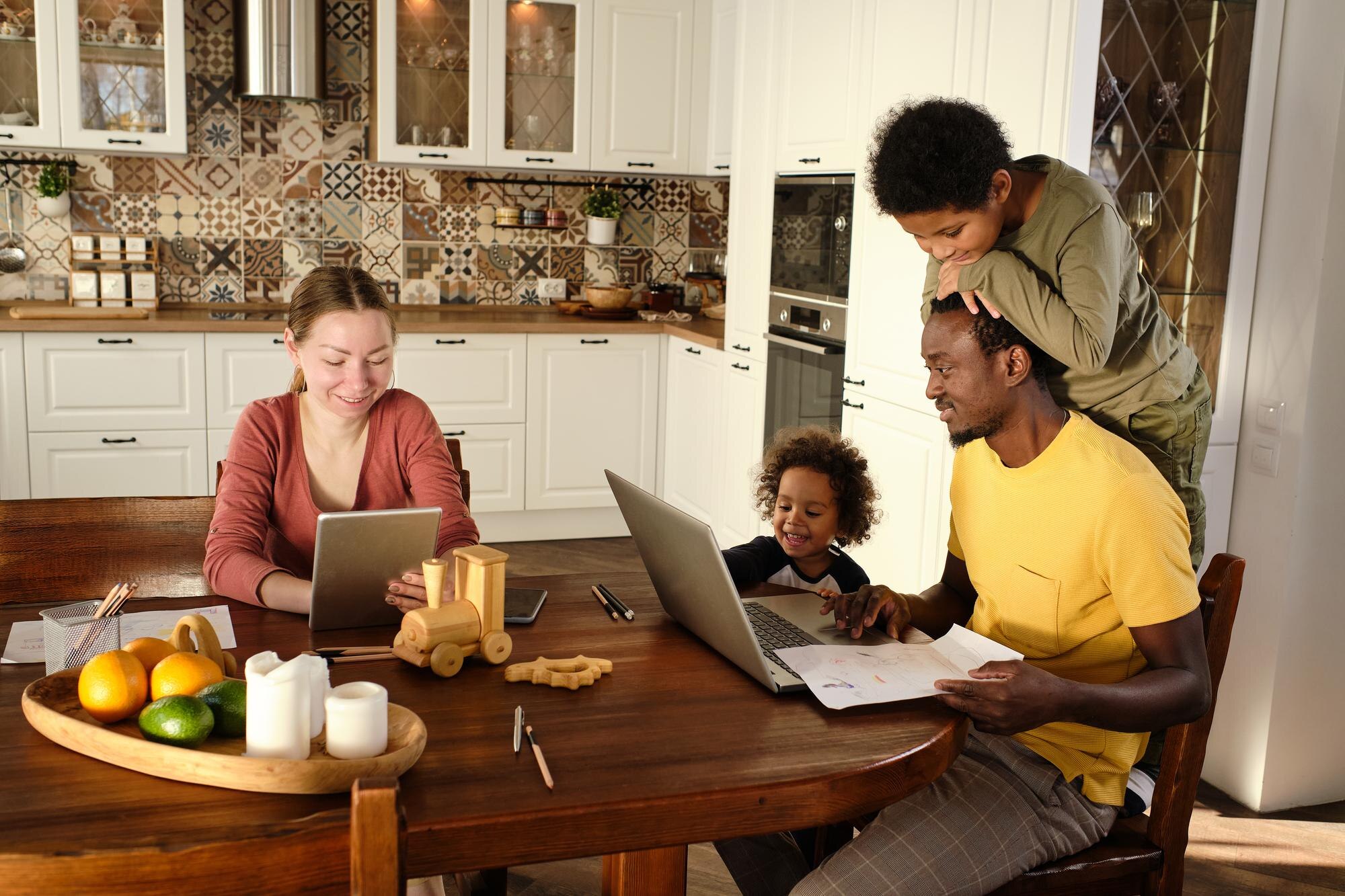 You are currently viewing Decoding Financial Jargon: Simplifying Wealth Management for Families