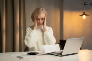 Read more about the article The Emotional Side of Money: Overcoming Financial Fear and Building Confidence