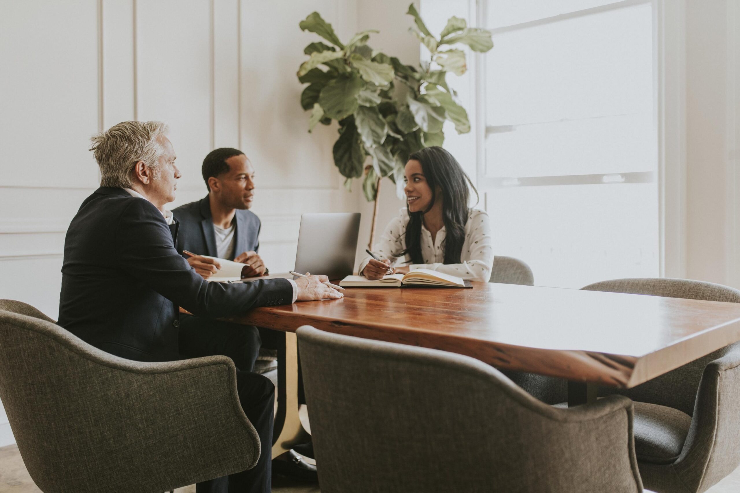 You are currently viewing Why Business Owners Should Separate Business Growth from Personal Wealth
